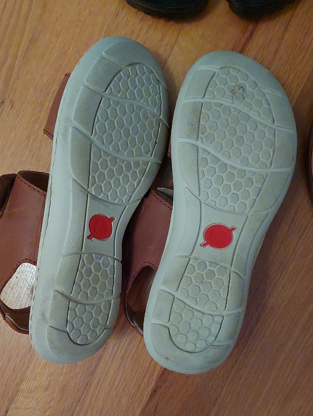 Bundle Born Birkenstock Walking Comfort Sandals - Picture 4 of 13